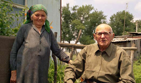Саадула Арсамаков с женой. 2005 г.