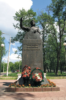 Памятник Д.А. Драгунскому
